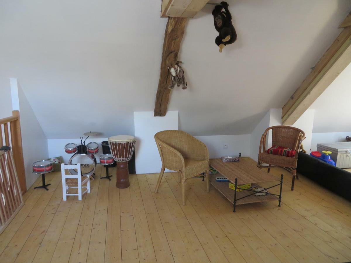 Maison Champetre, Cheminees, Video Projecteur, Jeux *